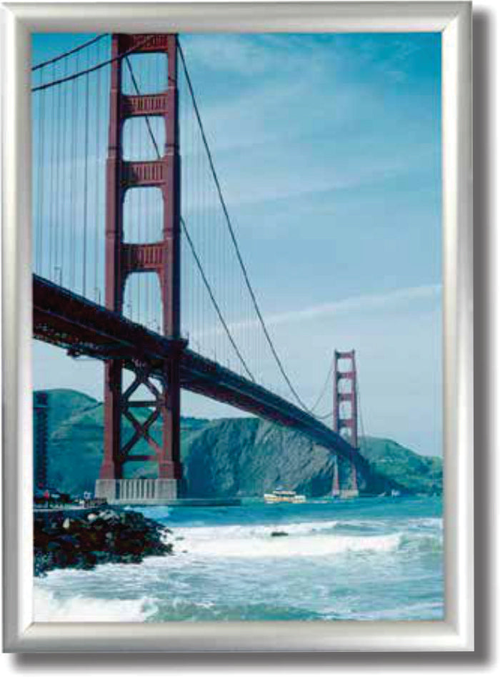 Poster Snap Frame